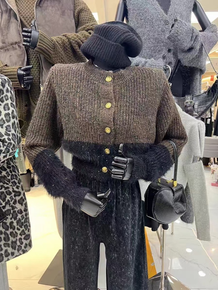 Popular autumn and winter wear 2023 new style small fragrant knitted jacket beautiful fashionable slimming temperament fur top