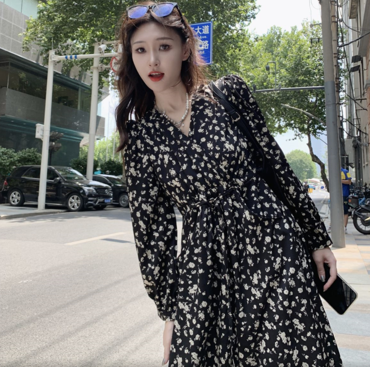 實拍秋裝大碼女裝法式復古碎花v領系帶氣質長款連衣裙M-4XL200斤