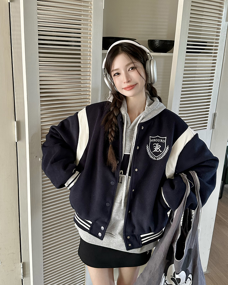 Real shot American retro contrasting color baseball jacket women's design embroidered patchwork cardigan jacket