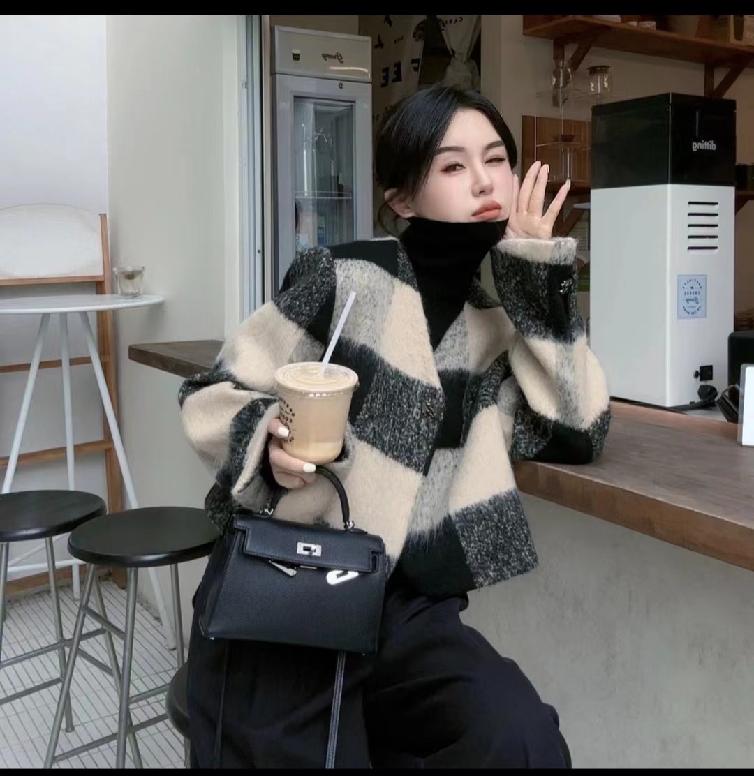 楚楚君~富家小姐姐小香短款高級感外套