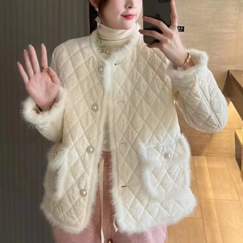 Internet celebrity Xiaoxiangfeng cotton jacket for women  new winter light luxury fashion diamond quilted thickened jacket