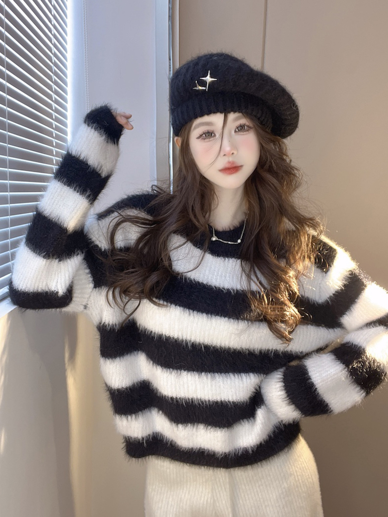 實拍 設計感溫柔風軟糯馬海毛短款毛衣女秋冬慵懶風高級感針織衫