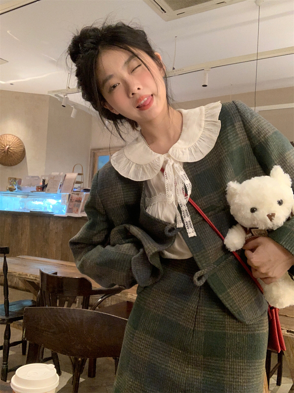 實拍復古綠格5紋毛呢套裝女呢子長袖外套半身裙+花邊杏色襯衣