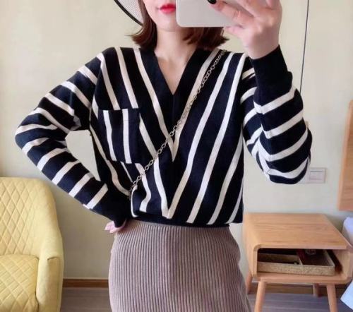 European station  autumn and winter new loose V-neck striped long-sleeved sweater women's design Korean top