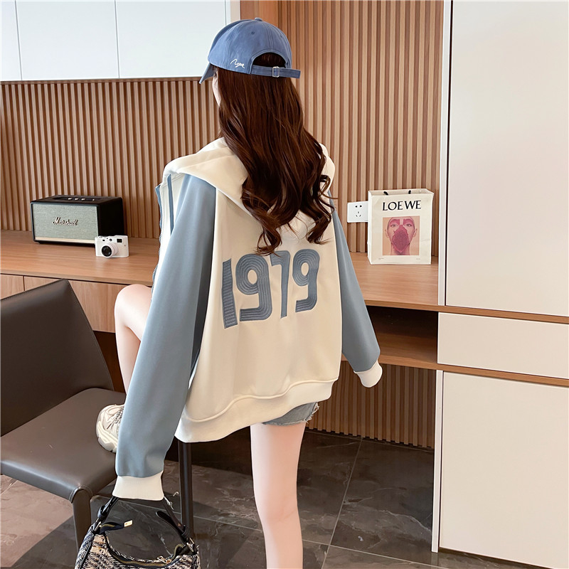 實拍 加絨寬鬆連帽棒球服外套女秋冬小眾撞色拼接卡通刺繡開衫