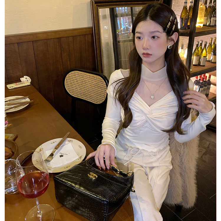 德絨韓版法式針織小心機打底衫女秋冬季高級感溫柔內搭上衣超仙