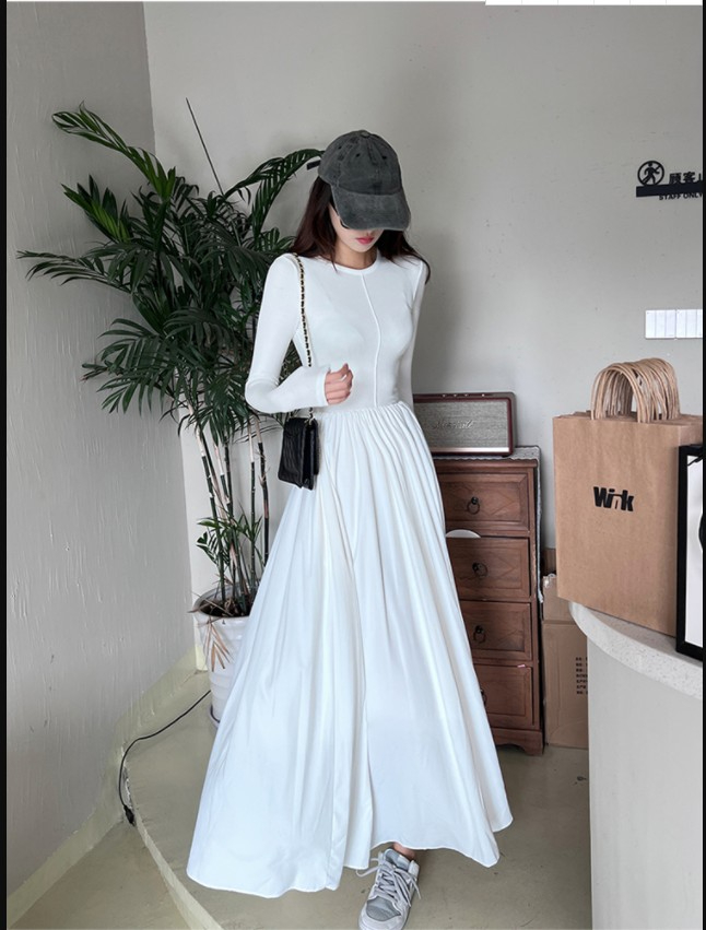 黑色拼接高級感長袖修身連衣裙女2023秋季新款小黑裙法式拖地長裙