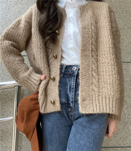 Japanese retro top, lazy style sweater, women's autumn and winter milk style knitted cardigan jacket