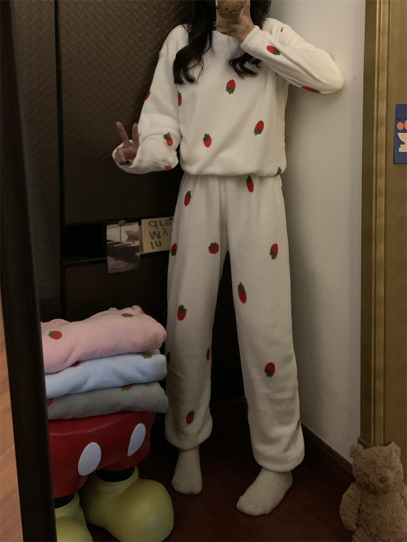 實拍秋冬加絨加厚保暖家居服可愛草莓珊瑚絨睡衣套裝
