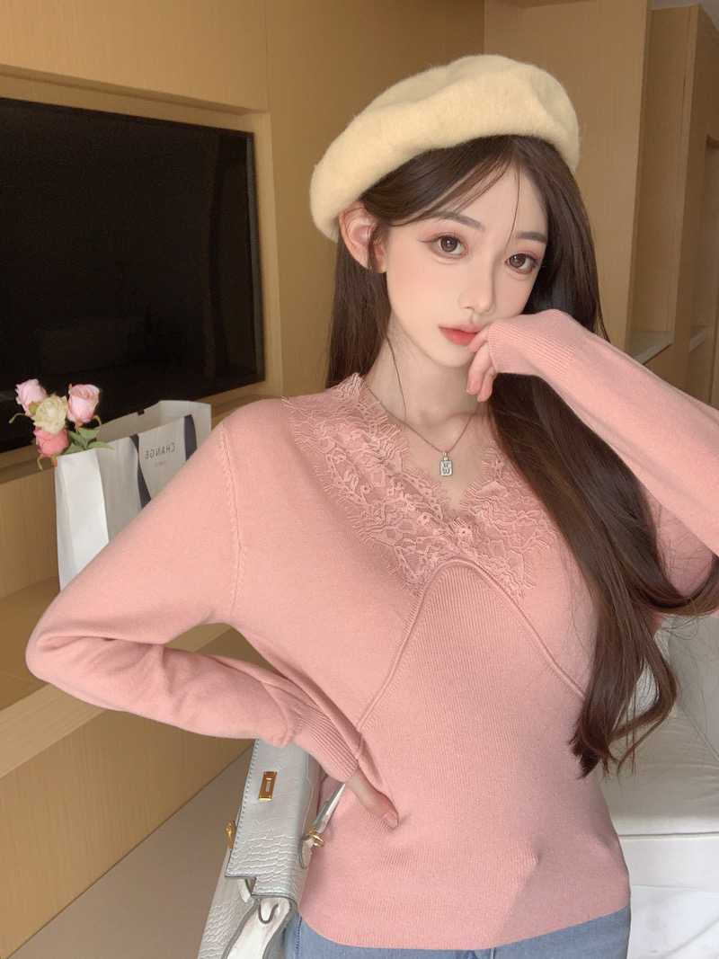 實拍 v領蕾絲拼接白色毛衣女初秋設計感小眾內搭針織打底衫上衣