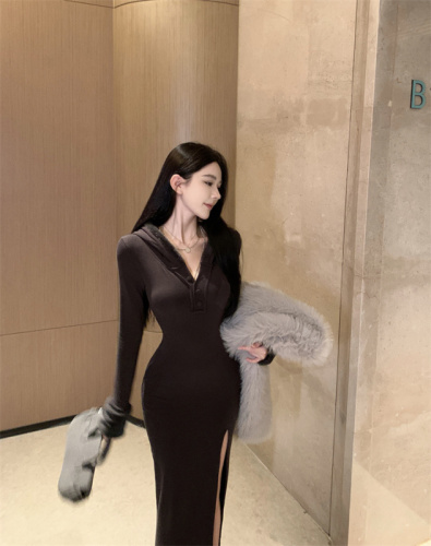 Real shot of hooded fur stitching high-waisted slimming mid-length side slit dress