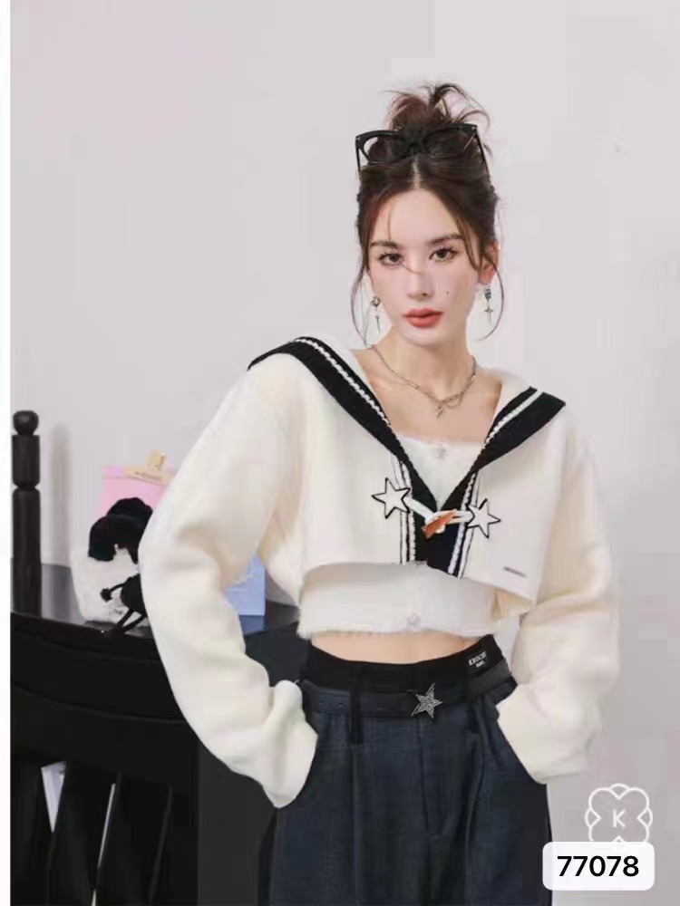 秋冬新款設計感洋氣減齡海軍領牛角扣高腰小開衫上衣女