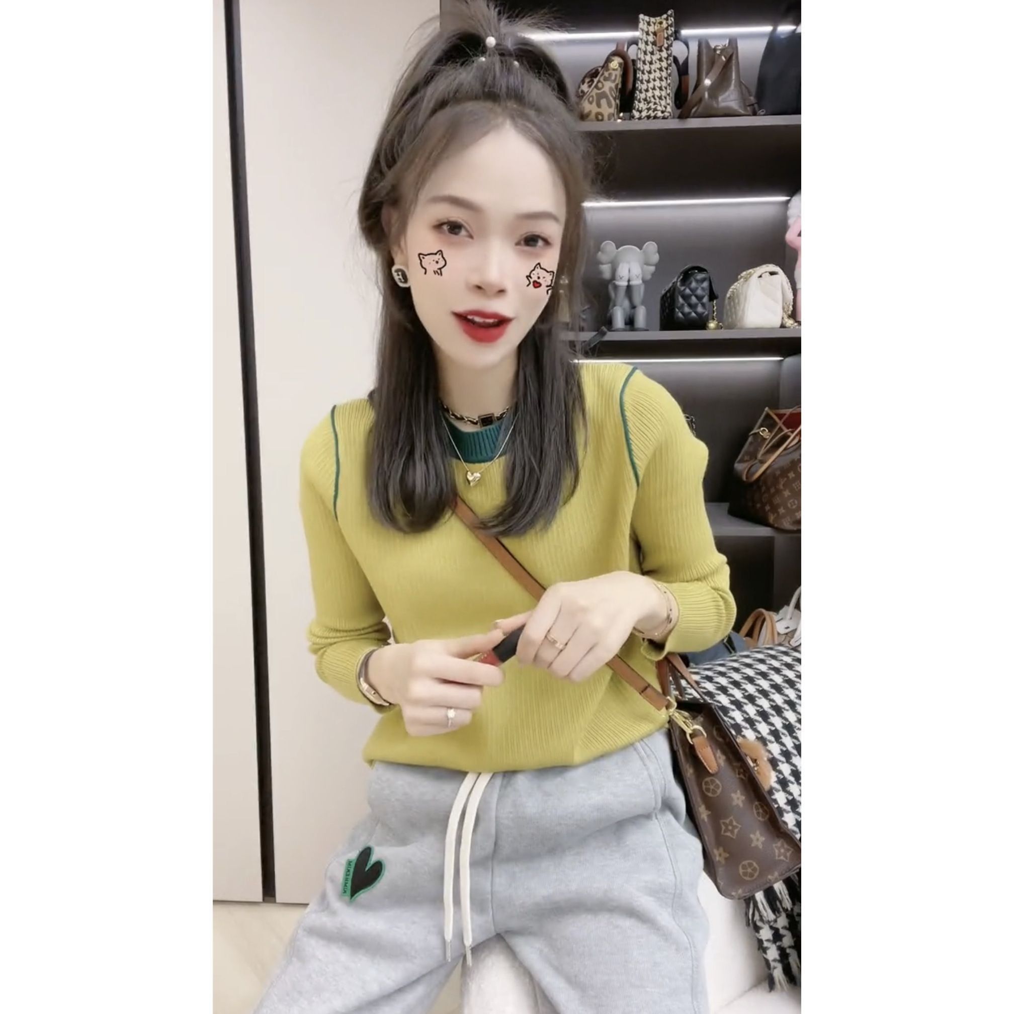 歐貨時尚毛衣女設計感小眾內搭氣質上衣潮修身洋氣拼色針織打底衫