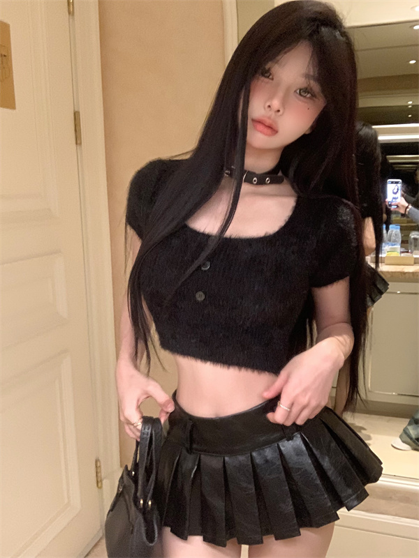 實拍 純欲風性感辣妹方領短袖修身露臍短款毛絨絨上衣女