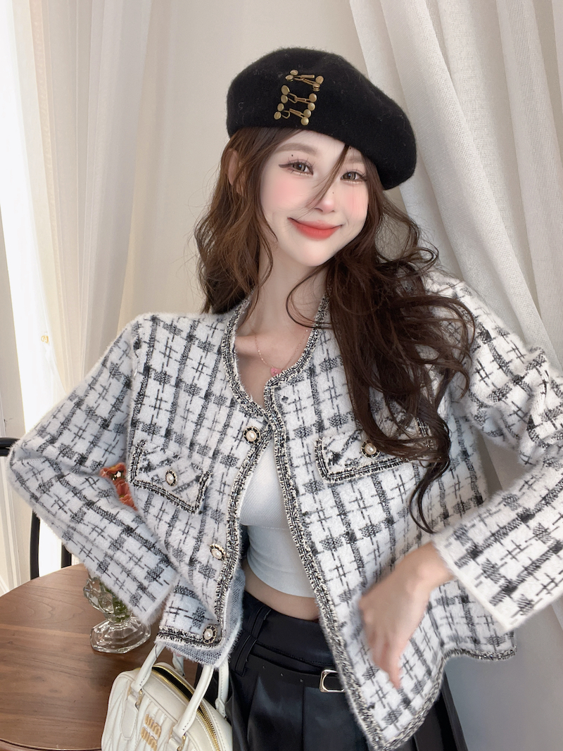 實拍 輕奢法式小香風毛衣女秋季高級感小眾上衣獨特别致外套