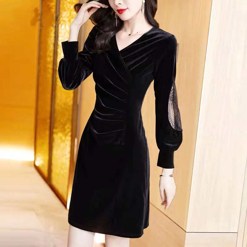 Gold velvet little black dress 2023 spring and autumn new V-neck long-sleeved hollow air quality slim professional hip-covering dress