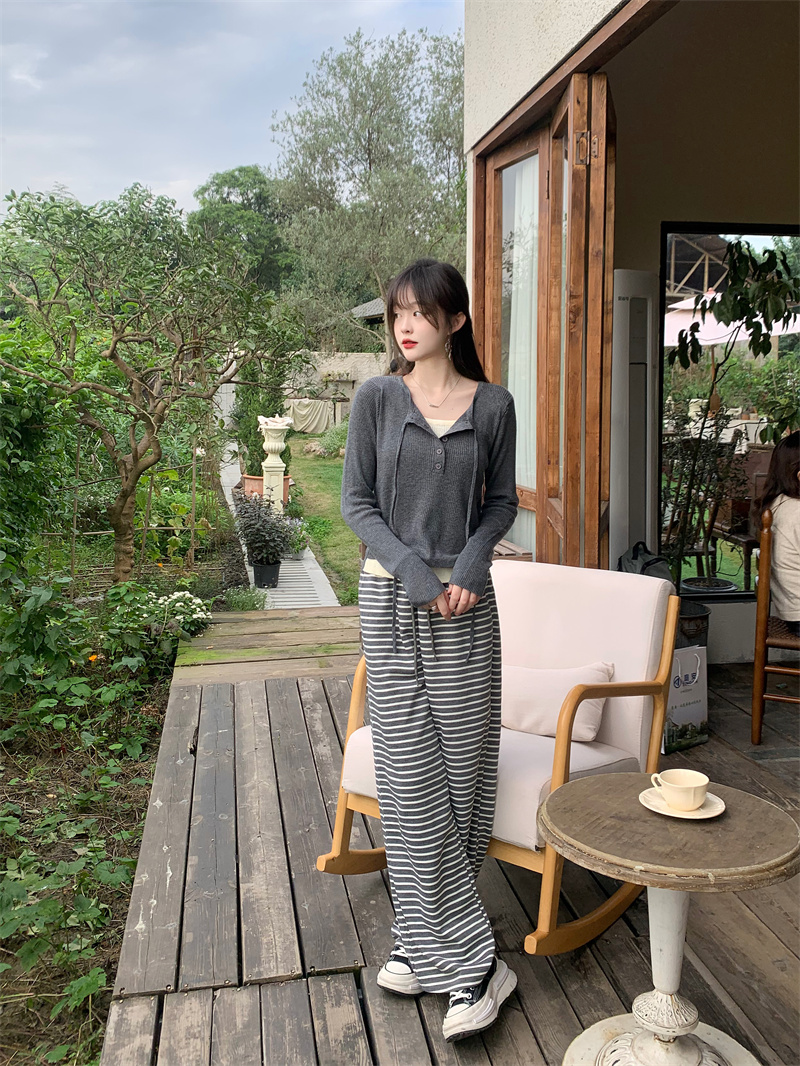 實拍~設計感假兩件修身長袖上衣設計條紋休閒褲套裝