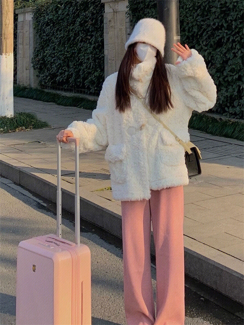 Horn button off-season lamb wool coat for women winter fur all-in-one 2023 imitation rabbit fur grass milk fufu plush coat