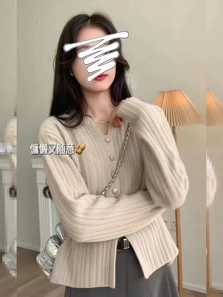 2023秋季新款韓系簡約針織衫小個子氣質百搭設計感毛織上衣女