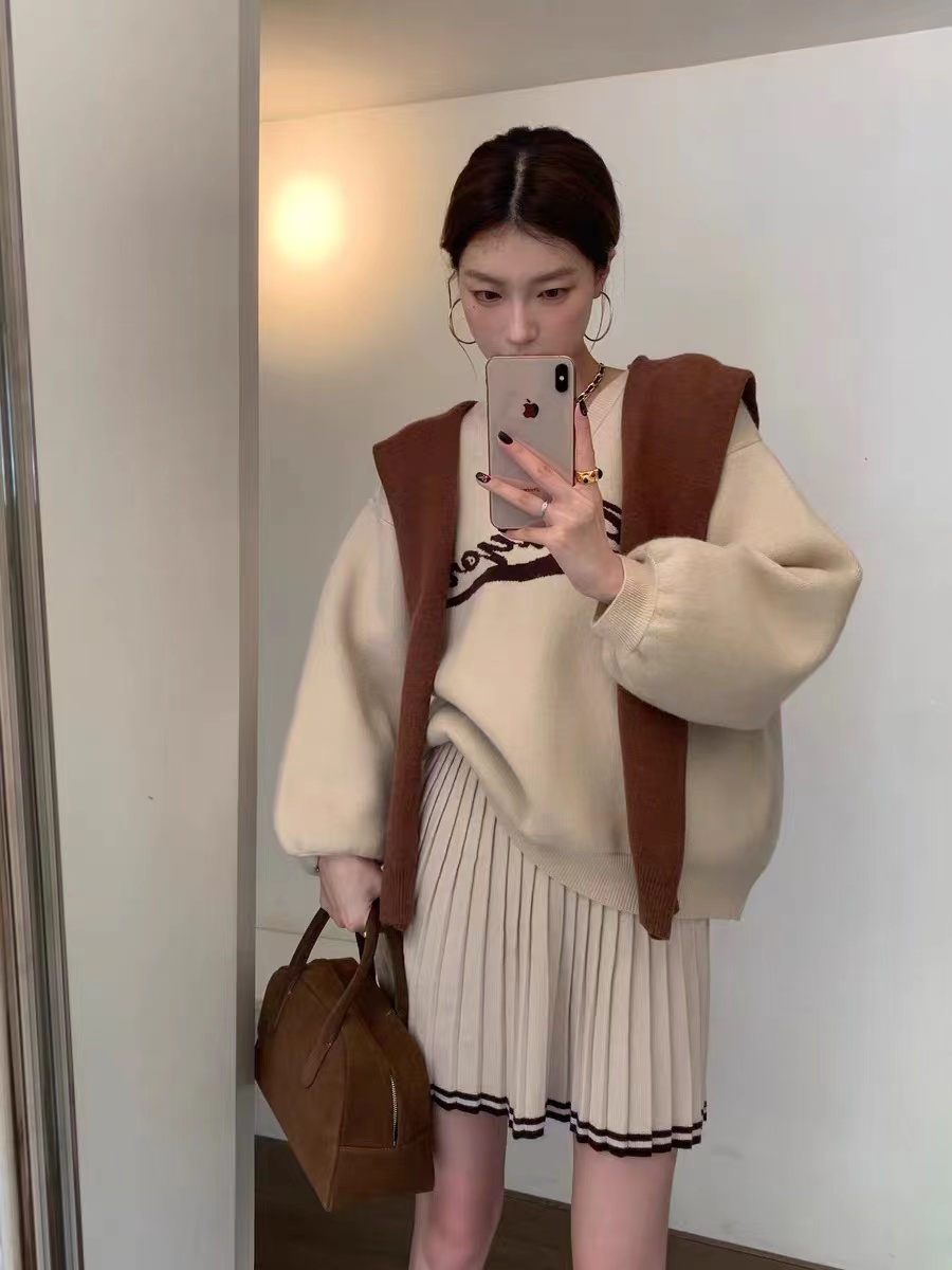 SourceWithU 糯嘰嘰歐尼 慵懶厚實羊毛毛衣女套頭V領寬鬆毛針織衫