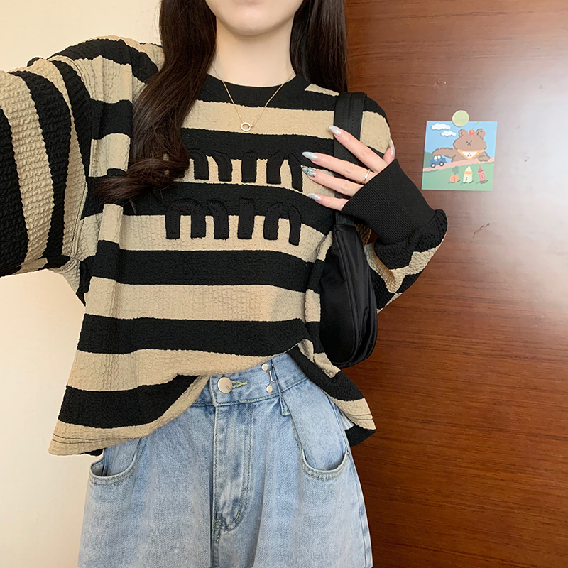 實拍 秋季韓版寬鬆泡芙格圓領條紋大碼薄款T恤衛衣女