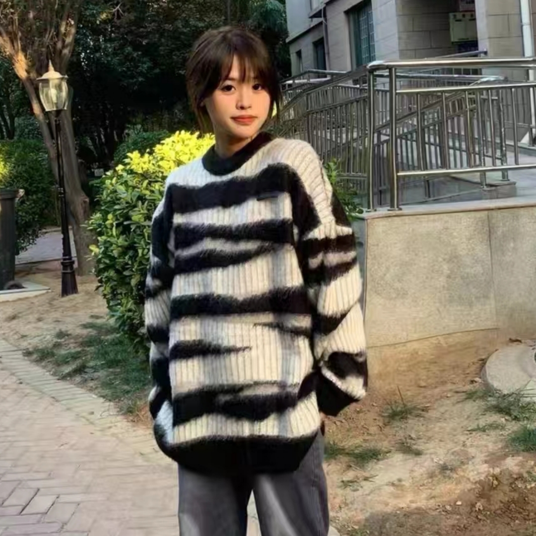 Design sense American high street contrast striped sweater lazy style round neck sweater women's oversize jacket trendy brand