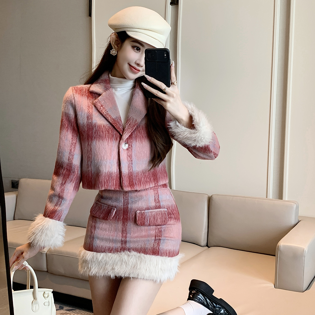 實拍小香風套裝女秋冬新款夾棉格紋毛呢毛毛外套千金兩件套