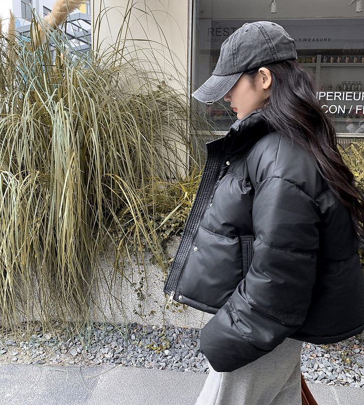 免洗PU皮羽絨棉服女23新款超短款立領加厚小個子麵包服冬外套反季