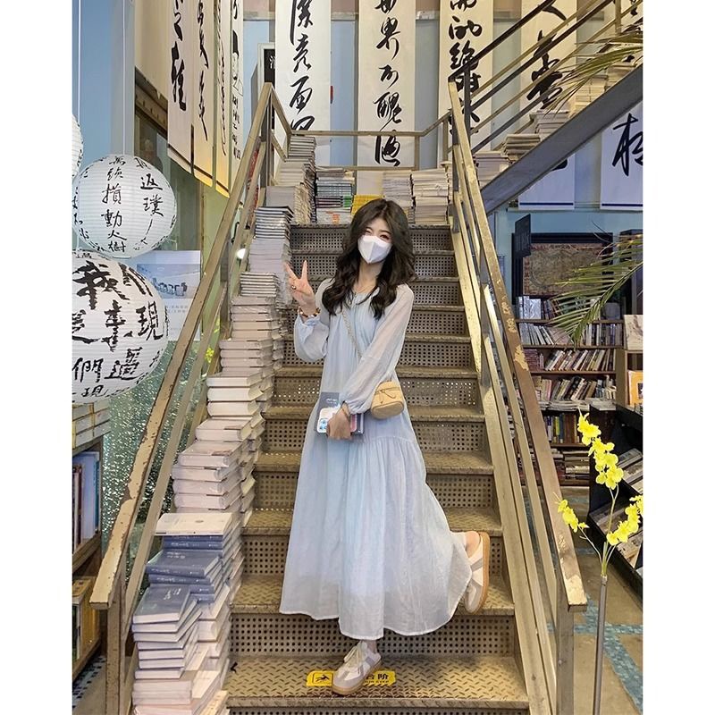 法式溫柔風長袖連衣裙女秋季2023新款寬鬆圓領減齡小眾拼接長裙子