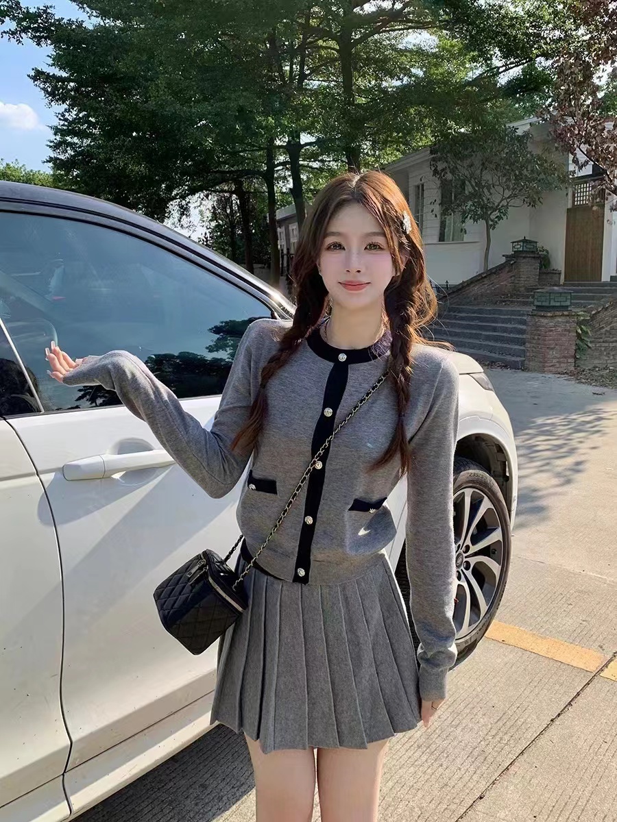 HEYGIRL黑哥 miu系千金 韓系精緻套裝女早秋針織開衫百褶裙兩件套