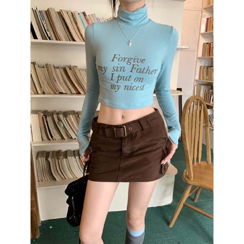 Real shot of autumn slim-fitting American short long-sleeved bottoming shirt 2023 thin high-neck letter printed right shoulder T-shirt