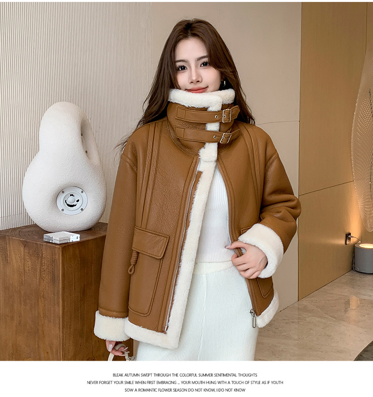 2023 new autumn and winter new lamb wool coat short women's large lapel motorcycle fur one-piece sheep shear fur coat