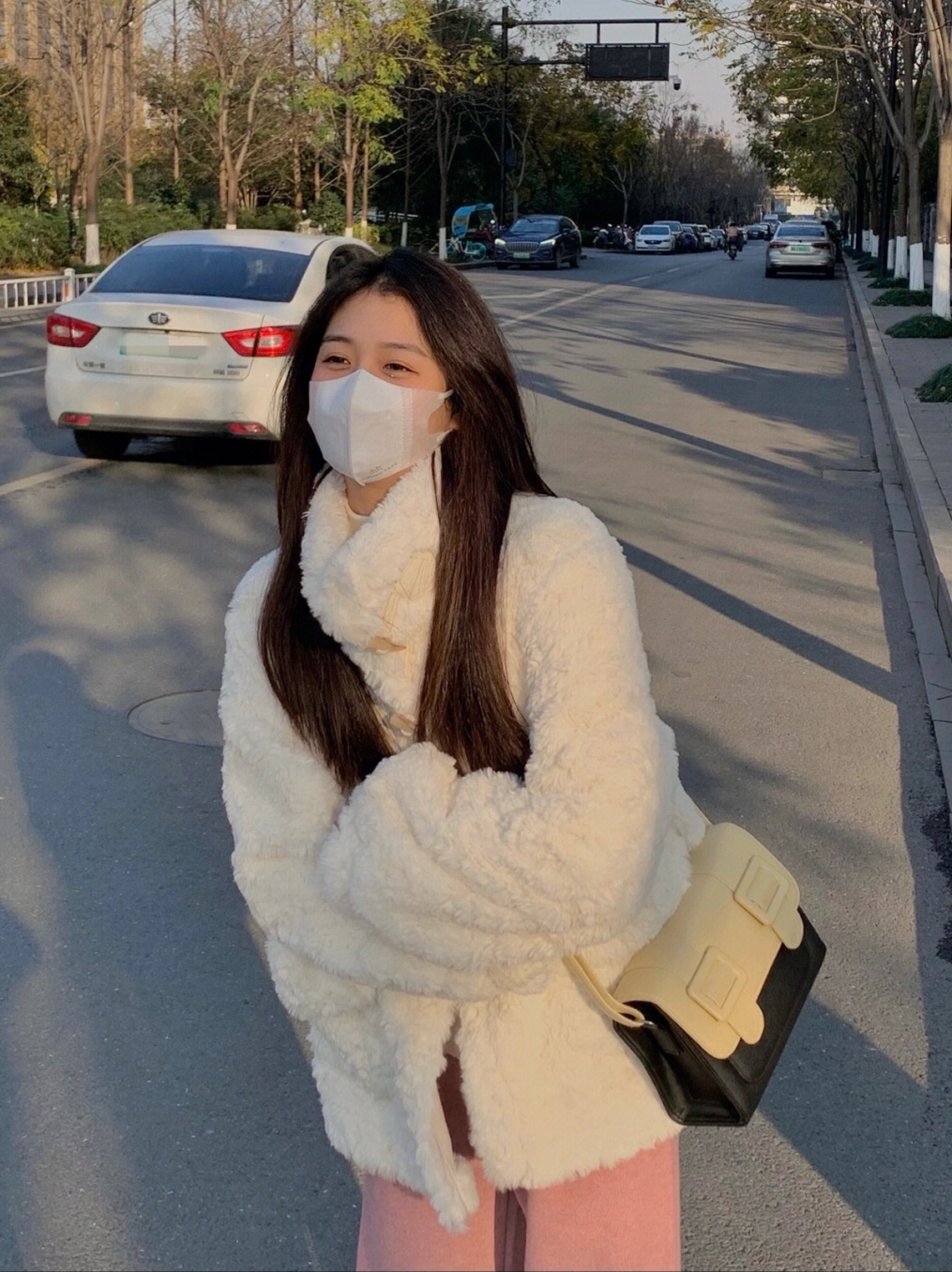 Horn button off-season lamb wool coat for women winter fur all-in-one 2023 imitation rabbit fur grass milk fufu plush coat