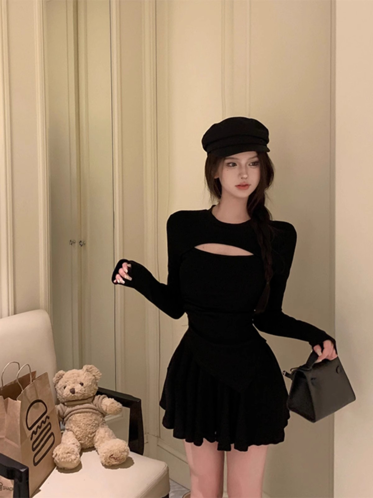 法式辣妹風設計感小眾百搭時尚潮女小眾圓領鏤空上衣高腰修身短裙
