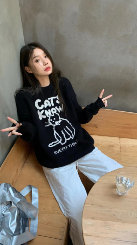 Actual shot~Autumn and winter hand-painted cat sweater loose casual velvet round neck sweater