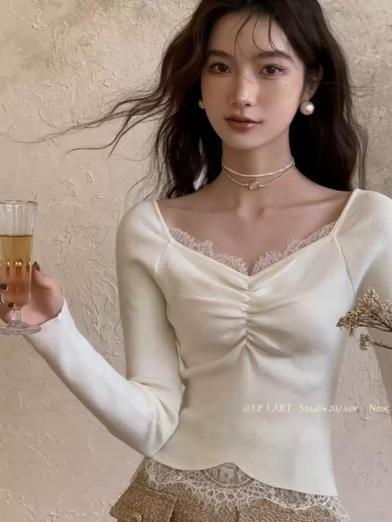 LELART法式優雅純欲蕾絲邊針織衫毛衣女秋冬新款修身打底內搭上衣