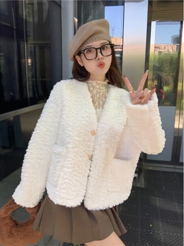 New winter style plus velvet and thickened lamb wool jacket for women, Korean style fashionable fur all-in-one fur cotton top single-breasted