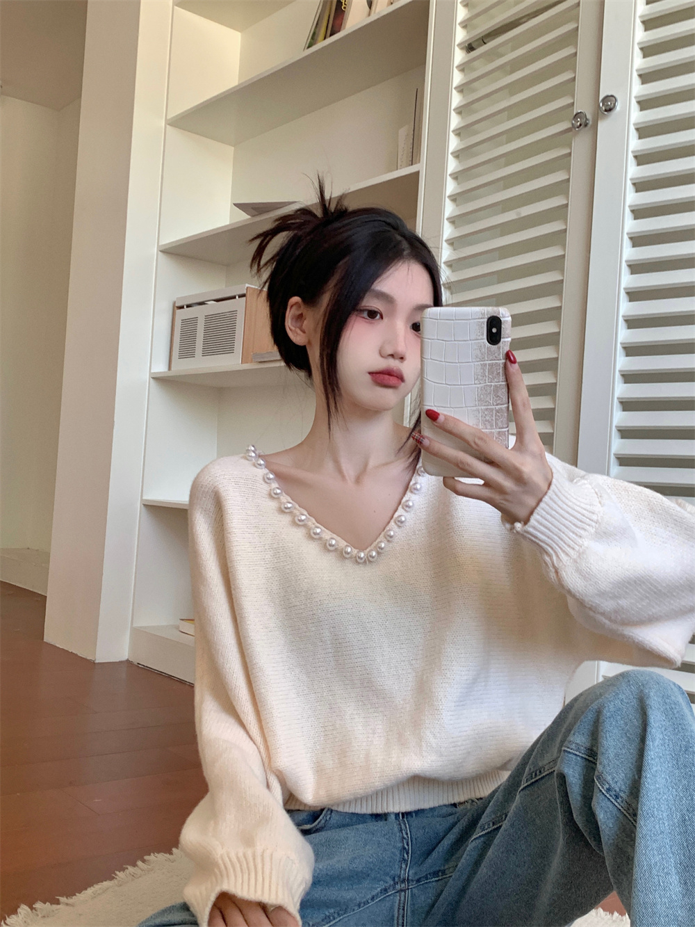 珍珠v領軟糯風毛衣女秋冬新款設計感別致針織衫寬鬆休閒上衣