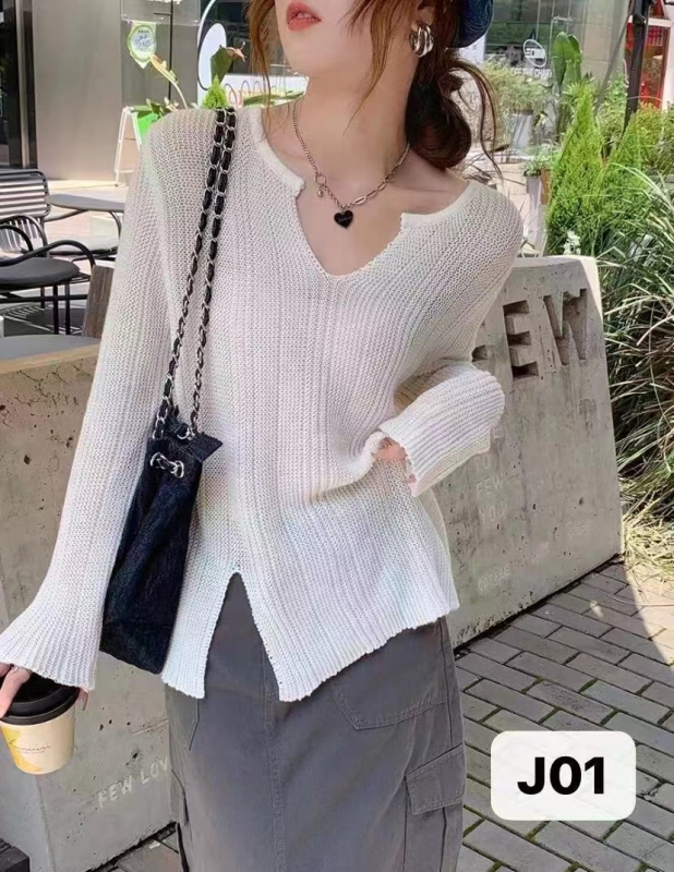Knitted top autumn new women's clothing 2023 v-neck sweater design sense niche autumn long-sleeved sweater half-open collar