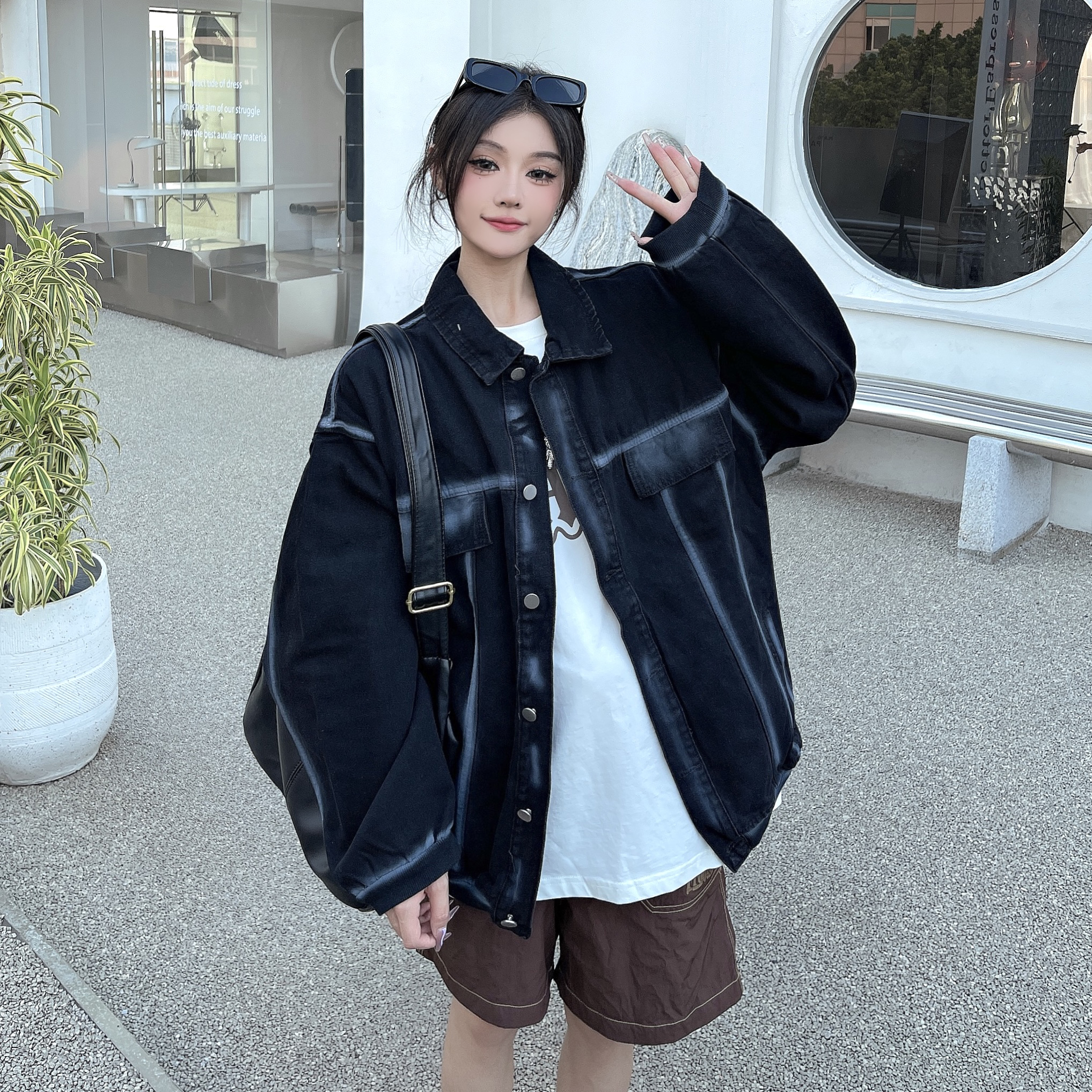 Real shot!  Spring and autumn black personalized work jacket, high-end design top, handsome high street style jacket