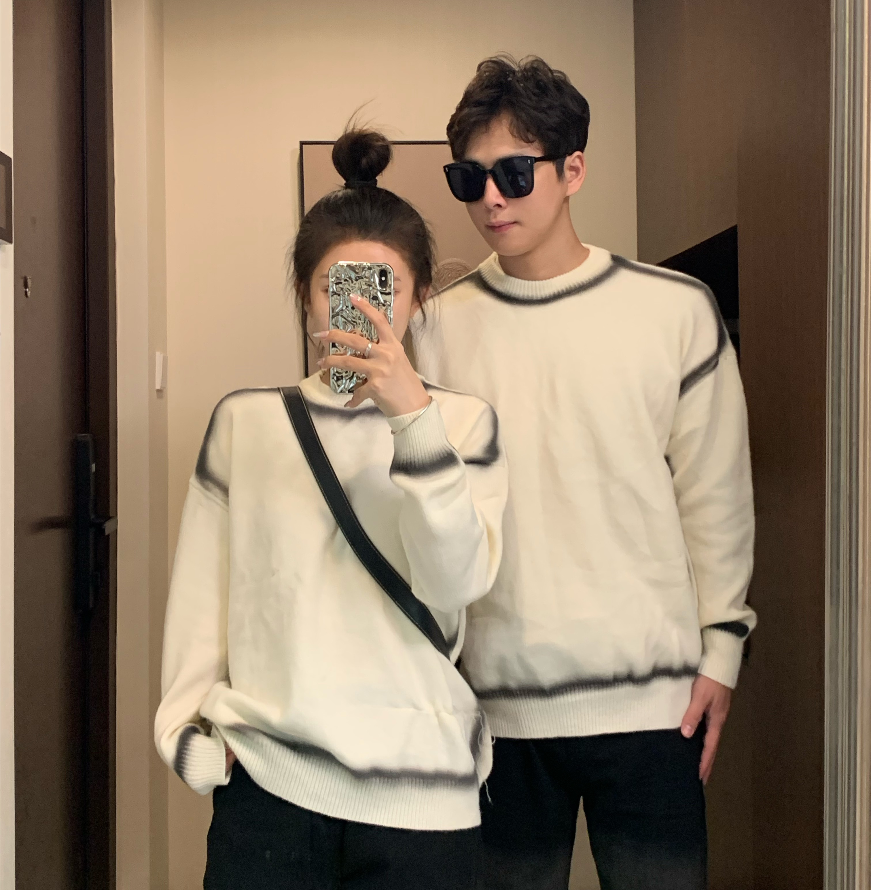 實拍#高級感情侶裝毛衣女設計感噴染排扣開衫針織外套氣質上衣