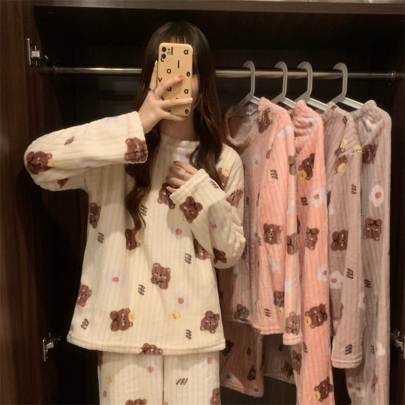 實拍 秋冬新款卡通保暖珊瑚絨睡衣套裝女