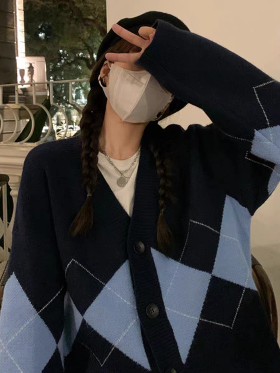 Korean style British style navy blue diamond plaid knitted cardigan sweater loose V-neck mid-length coat for women preppy style