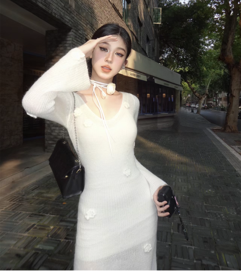 優質2023韓國東大門GLYP秋冬新款毛衣針織衫網紅兩件套花朵毛衣女