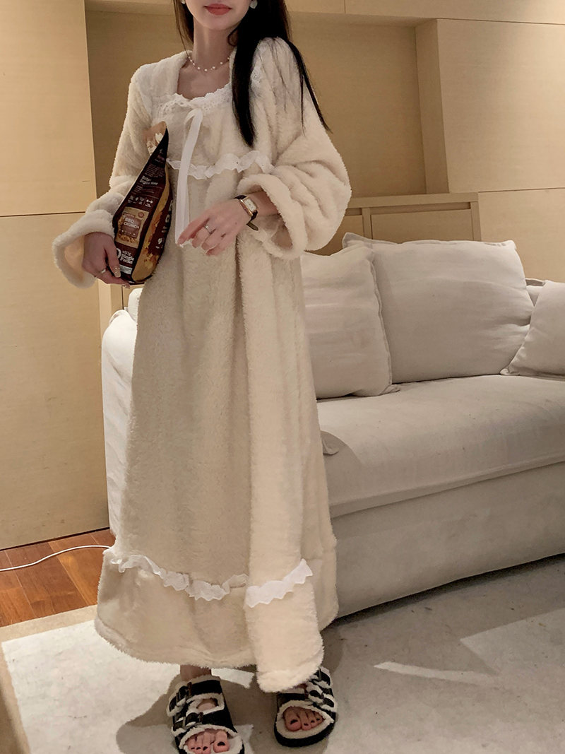 實拍  荷葉邊甜美蕾絲方領毛毛連衣裙家居服睡衣裙