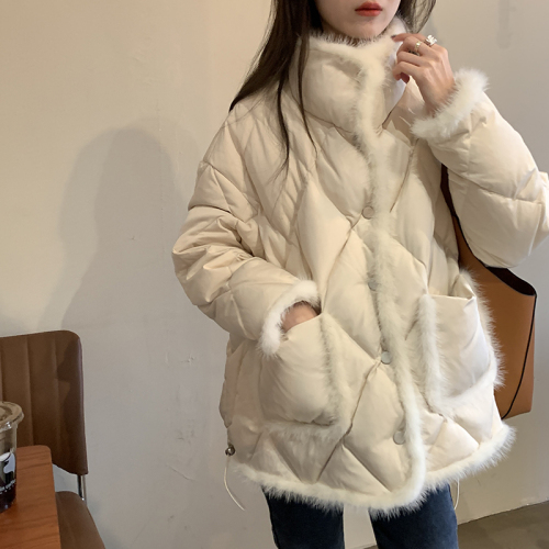 G-end light luxury! Full of temperament!  Mink fur spliced ​​white duck down stand collar rhombus short down jacket for women