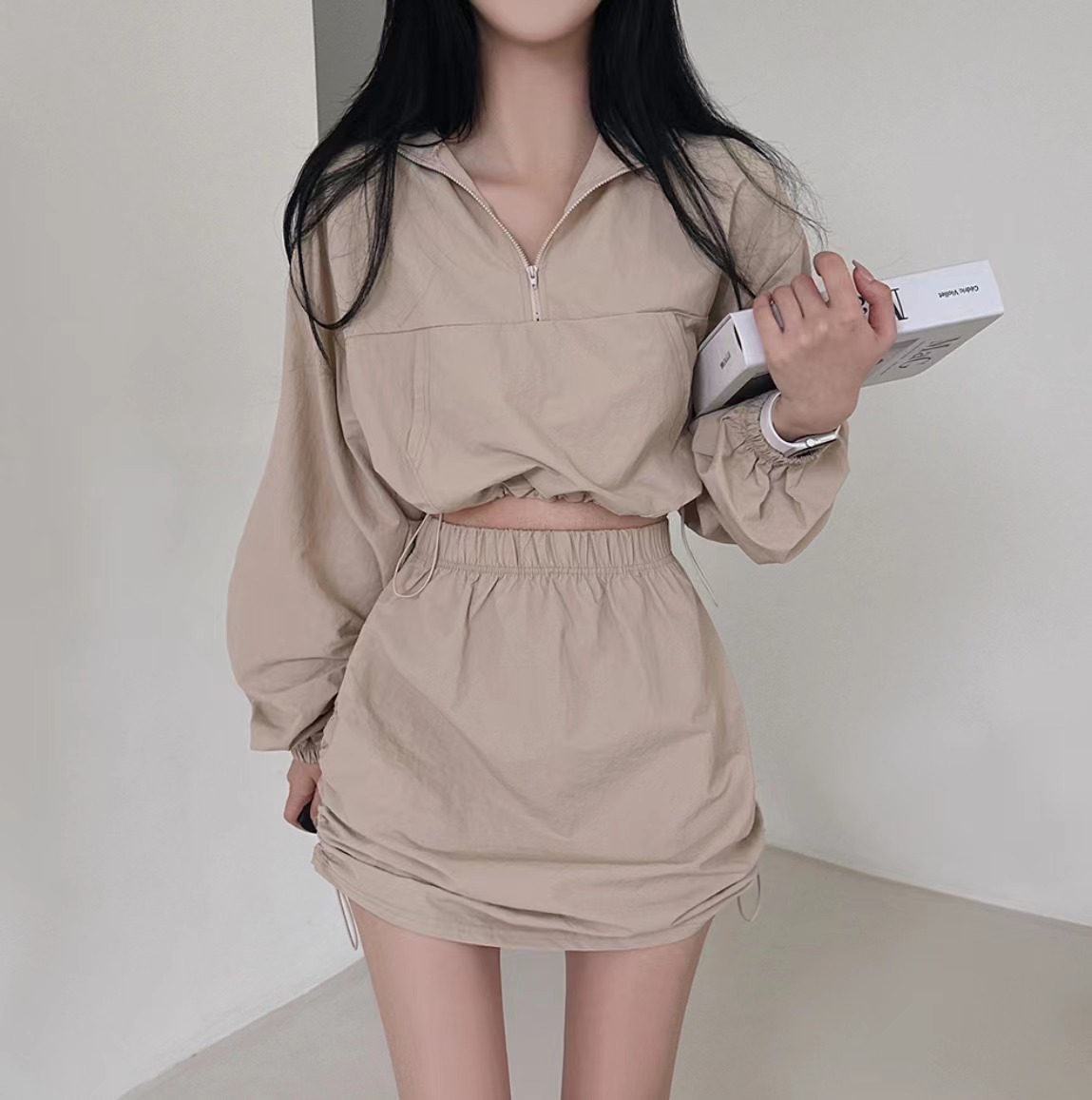 Size update Korean chic retro casual drawstring long-sleeved jacket + high-waisted pleated skirt suit