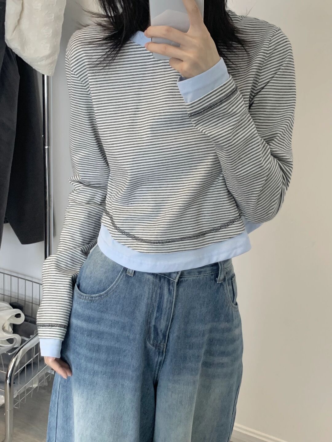 假兩件撞色條紋長袖T恤女內搭秋季短款修身不規則正肩上衣打底衫