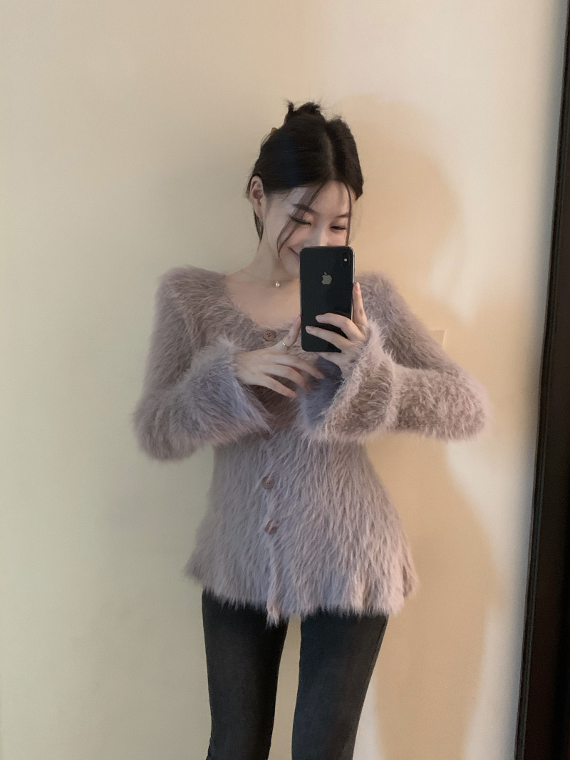 實拍~溫柔風紫色毛衣設計感喇叭袖軟糯顯瘦紫色毛毛開衫外套
