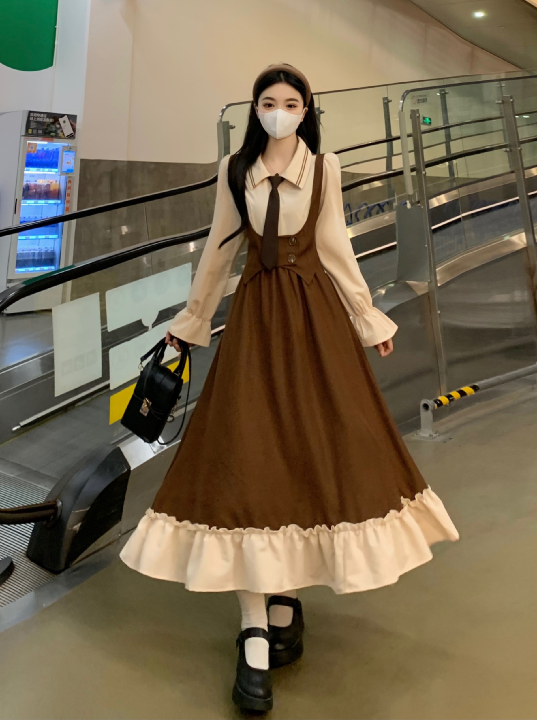 實拍～假兩件長袖連衣裙女收腰顯瘦2023秋冬微胖大碼美拉德裙子